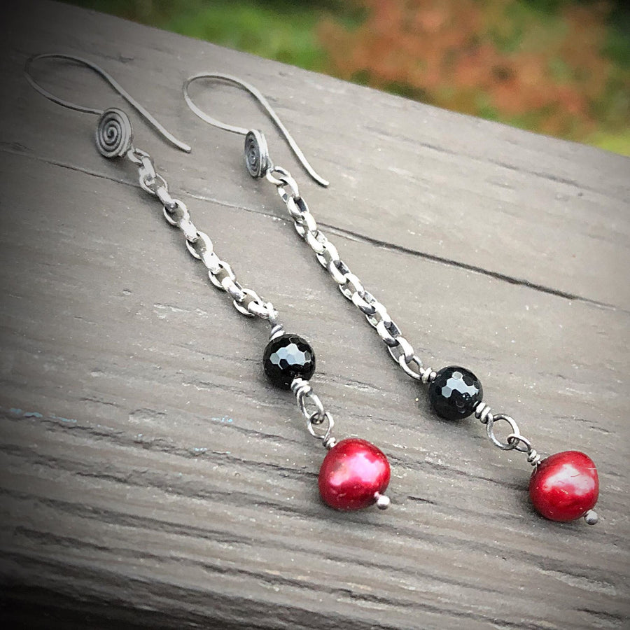 Artisan Sterling Silver long line chain earrings with faceted black onyx and red pearls, minimalist & classy, antiqued ear wires with spiral