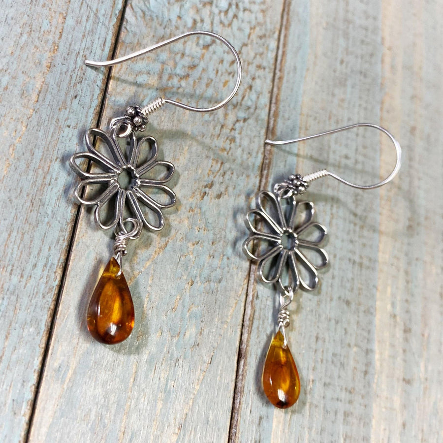 Artisan Sterling Silver Amber Silver Delicate Flower Outline Wire Art with Genuine Amber Briolettes Earrings Ear Wire Beautiful Bali Silver