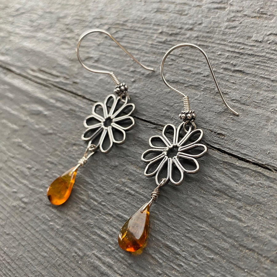 Artisan Sterling Silver Amber Silver Delicate Flower Outline Wire Art with Genuine Amber Briolettes Earrings Ear Wire Beautiful Bali Silver