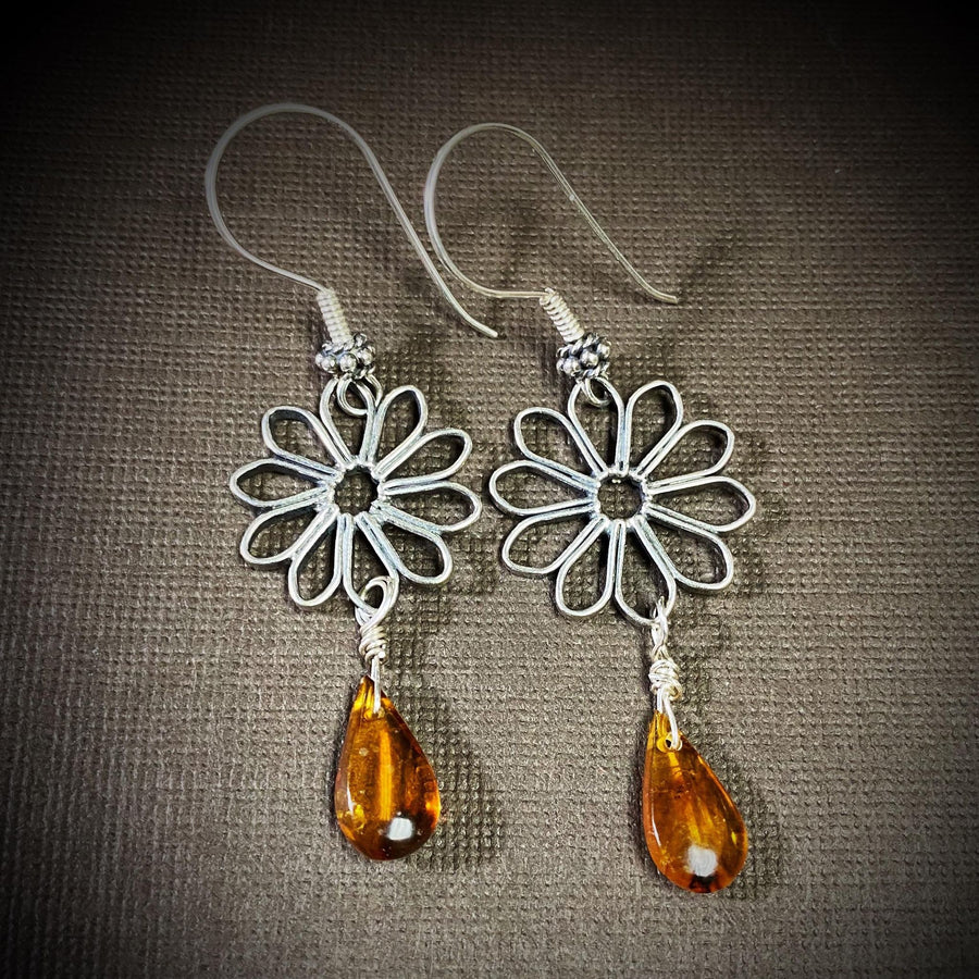 Artisan Sterling Silver Amber Silver Delicate Flower Outline Wire Art with Genuine Amber Briolettes Earrings Ear Wire Beautiful Bali Silver